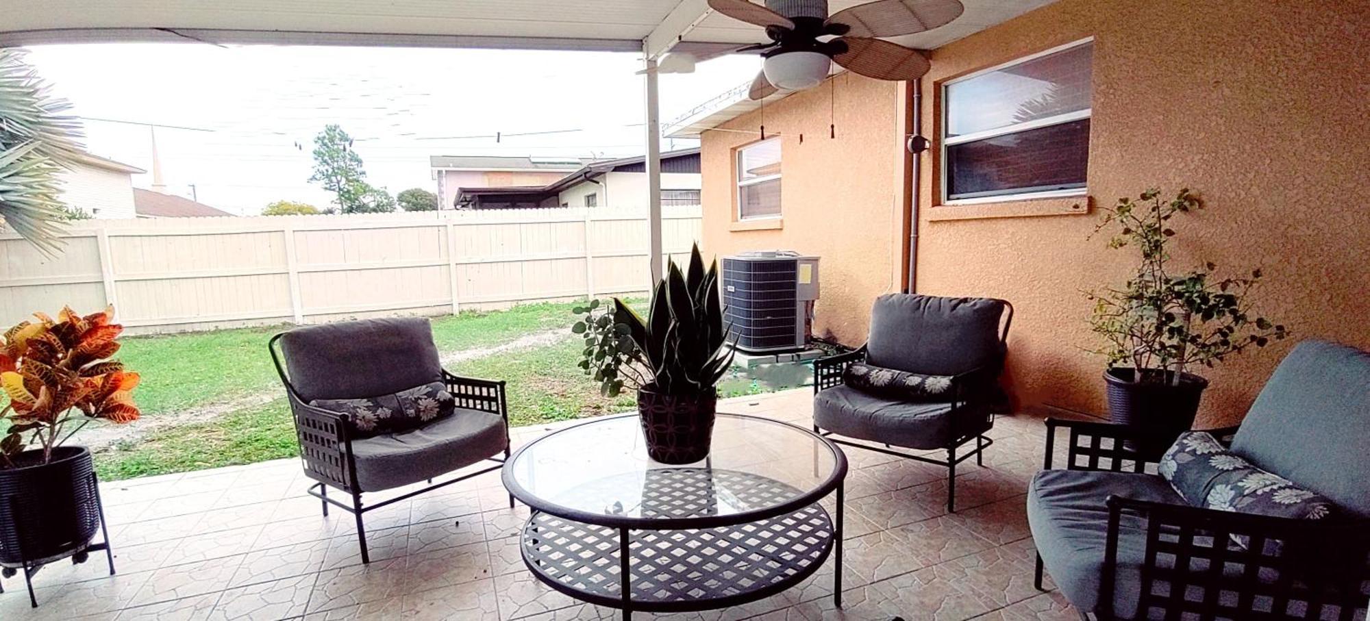 Loft Close To Downtown, Raymond James Stadium, Airport And Many More Places Tampa Exterior photo